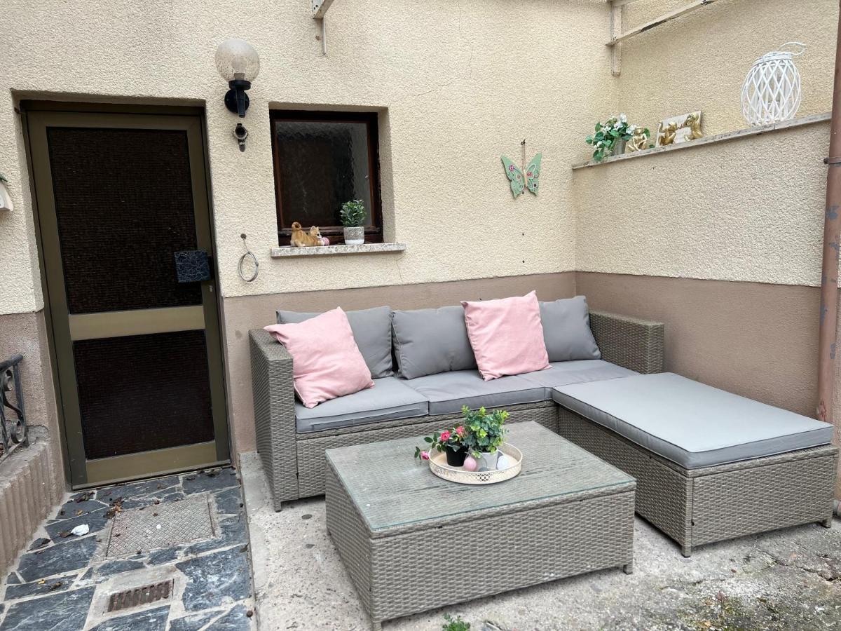 Ferienhaus Moselblick Am Kapellchen إيديغير إيلير المظهر الخارجي الصورة